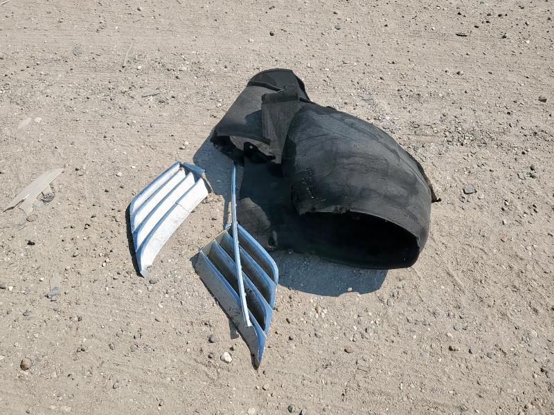 KMHGC4DD5DU248605 - 2013 HYUNDAI GENESIS 3.8L 白色 照片 12