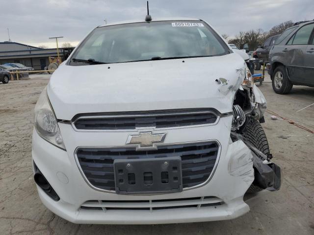 KL8CD6S93FC800050 - 2015 CHEVROLET SPARK 1LT WHITE photo 5