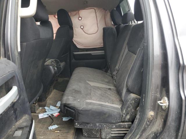 5TFUY5F17GX526232 - 2016 TOYOTA TUNDRA DOUBLE CAB SR/SR5 GRAY photo 10