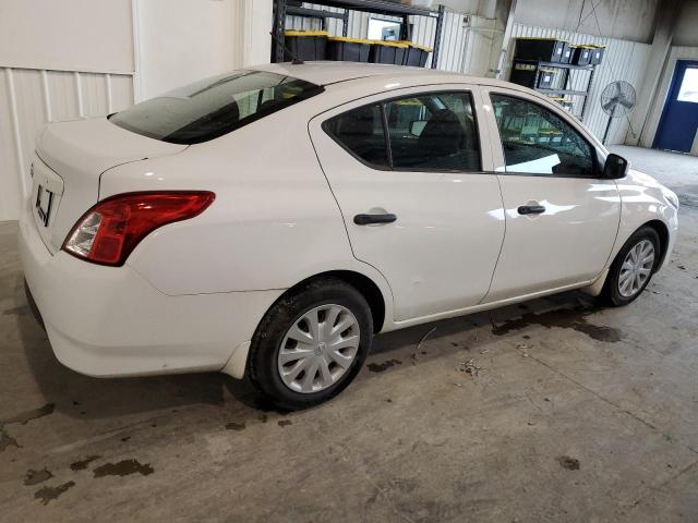 3N1CN7AP3JL817439 - 2018 NISSAN VERSA S WHITE photo 3