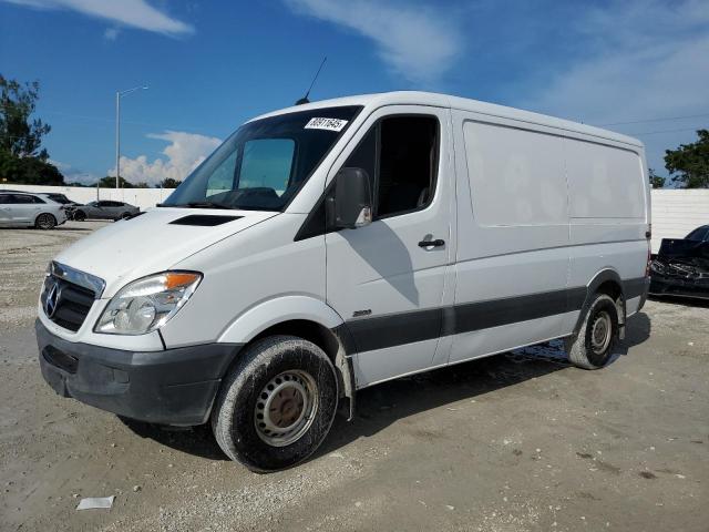 2010 MERCEDES-BENZ SPRINTER 2500, 