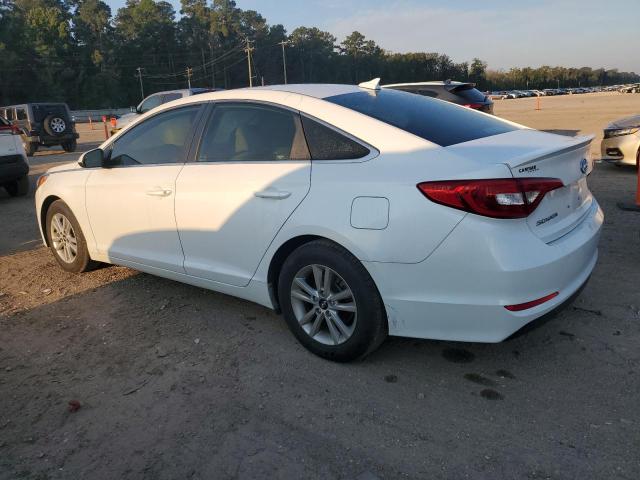 5NPE24AF5HH525144 - 2017 HYUNDAI SONATA SE WHITE photo 2