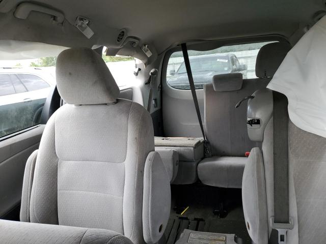 5TDKZ3DC6HS846050 - 2017 TOYOTA SIENNA LE ნაცრისფერი ფოტო 10