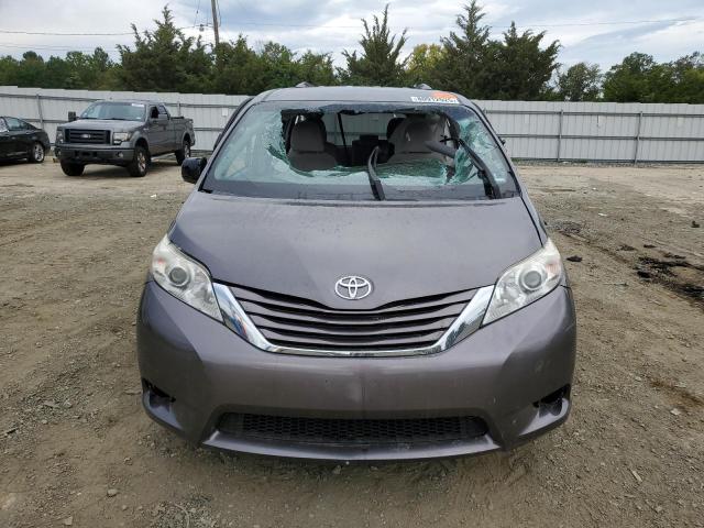 5TDKZ3DC6HS846050 - 2017 TOYOTA SIENNA LE ნაცრისფერი ფოტო 5