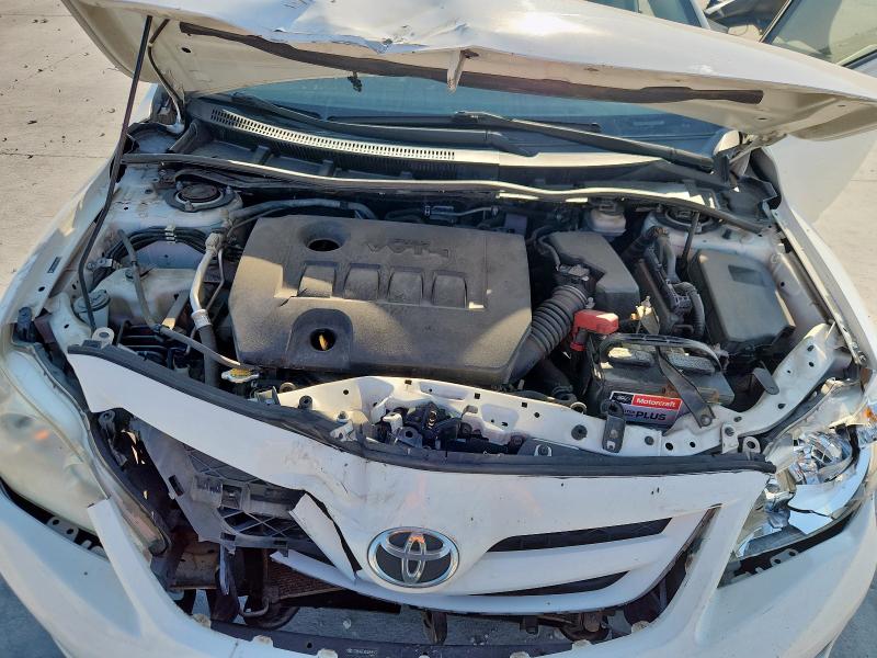 JTDBU4EEXBJ089873 - 2011 TOYOTA COROLLA BASE 白色 照片 11