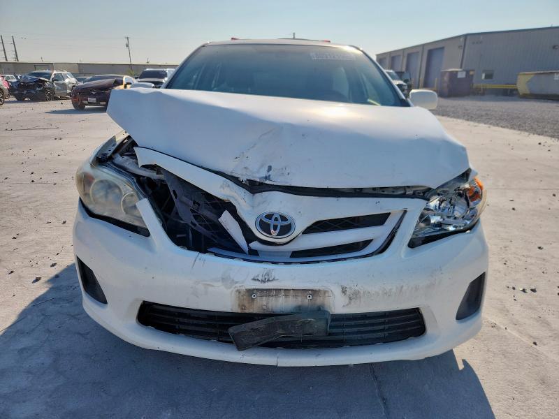 JTDBU4EEXBJ089873 - 2011 TOYOTA COROLLA BASE 白色 照片 5