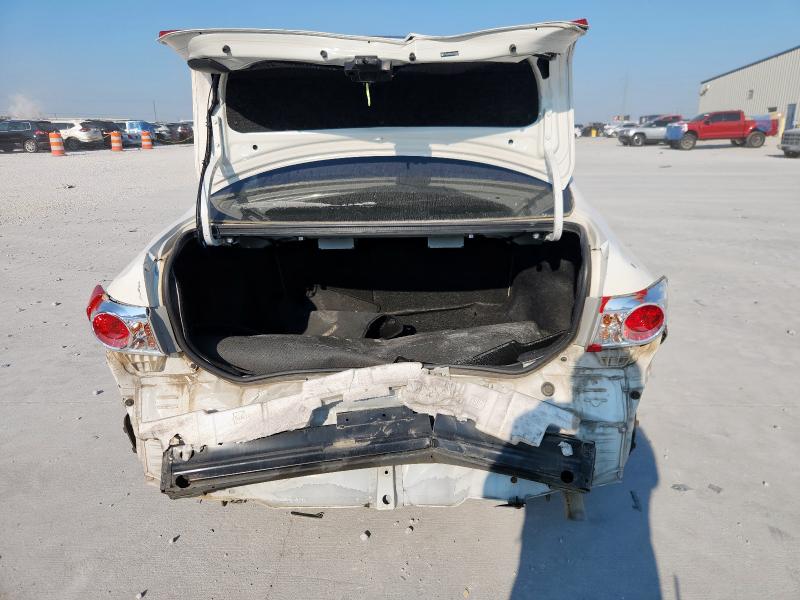 JTDBU4EEXBJ089873 - 2011 TOYOTA COROLLA BASE 白色 照片 6