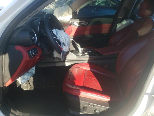 ZARFAEDN0J7593738 - 2018 ALFA ROMEO GIULIA Q4 白色 照片 7