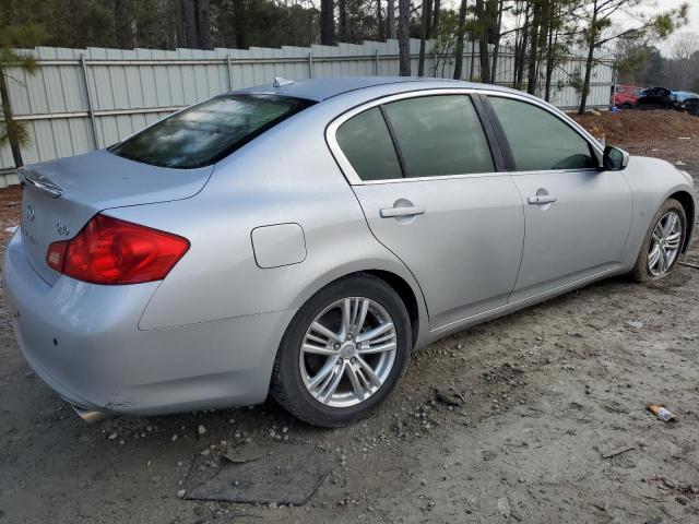 JN1CV6AR2FM520803 - 2015 INFINITI Q40 SILVER photo 3