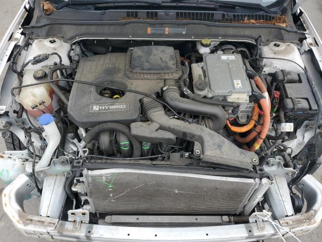 3FA6P0LU1KR157937 - 2019 FORD FUSION SE 白色 照片 11