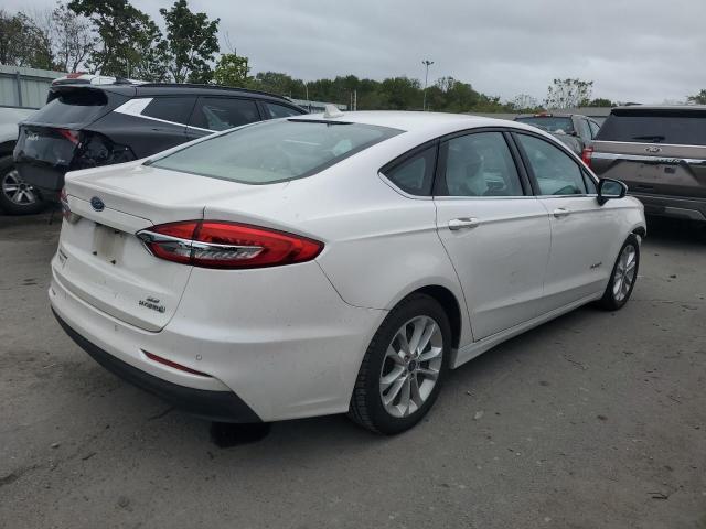 3FA6P0LU1KR157937 - 2019 FORD FUSION SE 白色 照片 3