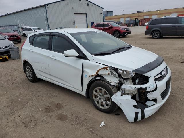 KMHCT5AE9CU009039 - 2012 HYUNDAI ACCENT GLS WHITE photo 4