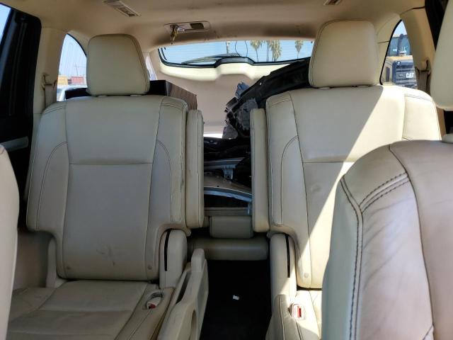 5TDKKRFH1GS176535 - 2016 TOYOTA HIGHLANDER XLE WHITE photo 10