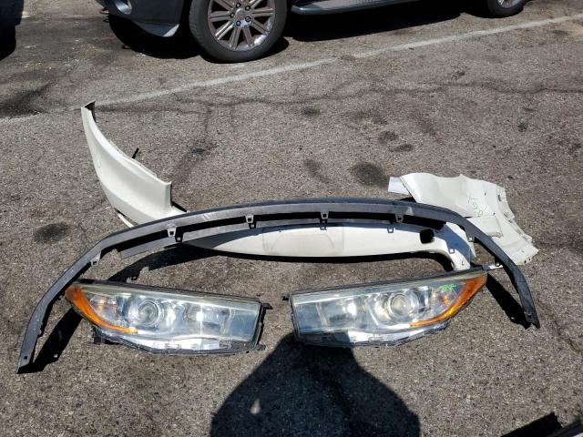 5TDKKRFH1GS176535 - 2016 TOYOTA HIGHLANDER XLE WHITE photo 13