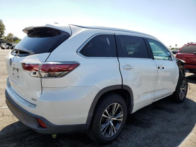 5TDKKRFH1GS176535 - 2016 TOYOTA HIGHLANDER XLE WHITE photo 3