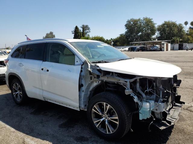 5TDKKRFH1GS176535 - 2016 TOYOTA HIGHLANDER XLE WHITE photo 4