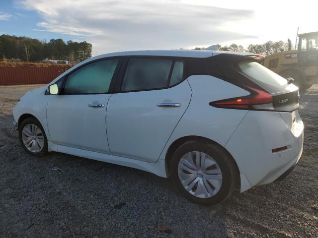 1N4AZ1BVXNC554781 - 2022 NISSAN LEAF S WHITE photo 2