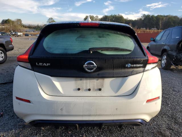 1N4AZ1BVXNC554781 - 2022 NISSAN LEAF S WHITE photo 6