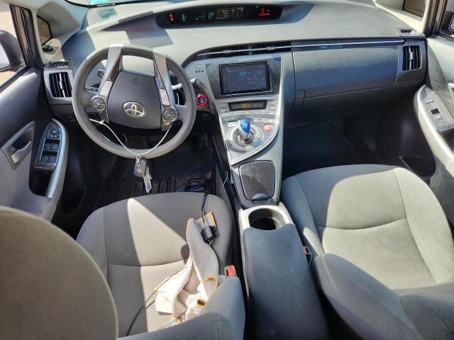 JTDKN3DU1F2004838 - 2015 TOYOTA PRIUS GRAY photo 8