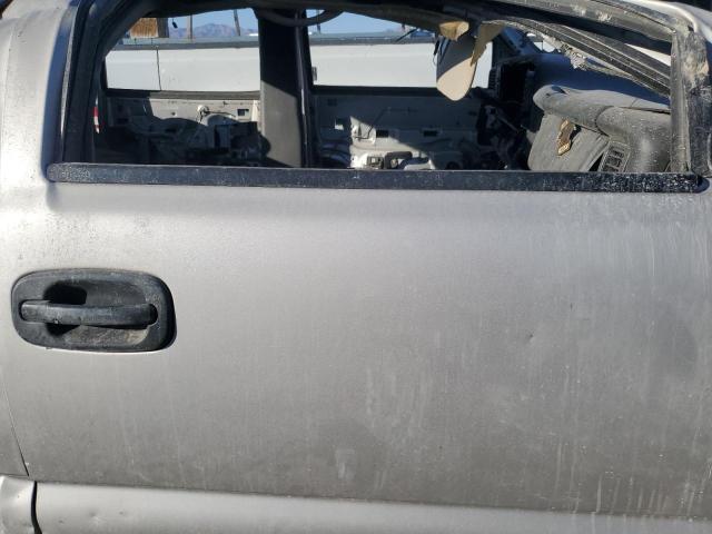 1GCJK33D17F147725 - 2007 CHEVROLET SILVERADO K3500 BEIGE photo 6