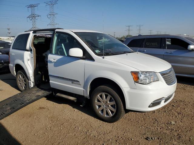 2C4RC1BG3FR545204 - 2015 CHRYSLER TOWN & COU TOURING WHITE photo 4