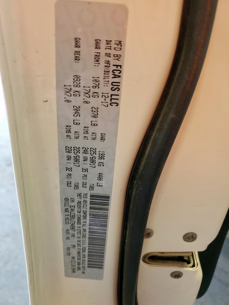 3C4NJCBBXJT240907 - 2018 JEEP COMPASS LATITUDE 白色 照片 14