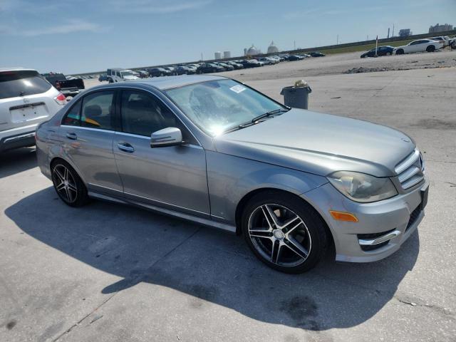 WDDGF8BB6CF909877 - 2012 MERCEDES-BENZ C 300 4MATIC SILVER photo 4