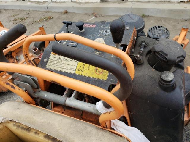 000000000J7701161 - 2017 SCAG MOWER ORANGE photo 5