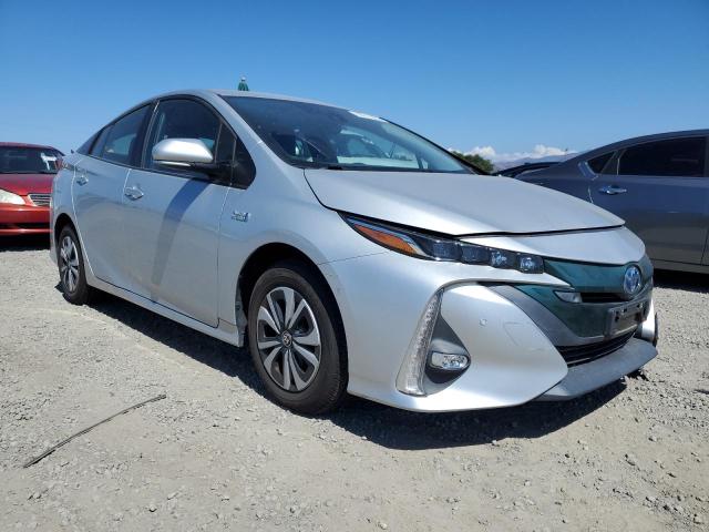 JTDKARFP5H3056797 - 2017 TOYOTA PRIUS PRIM Gümüş foto 4