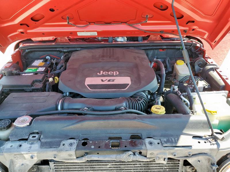 1C4BJWDG9EL156205 - 2014 JEEP WRANGLER U SPORT RED photo 11