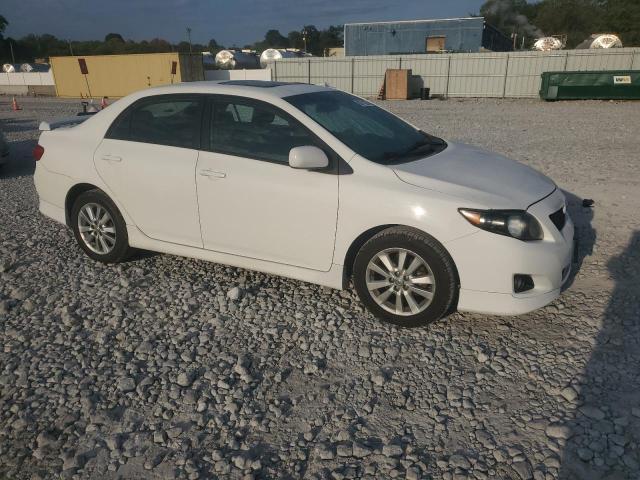 2T1BU4EE8AC415194 - 2010 TOYOTA COROLLA BASE თეთრი ფოტო 4