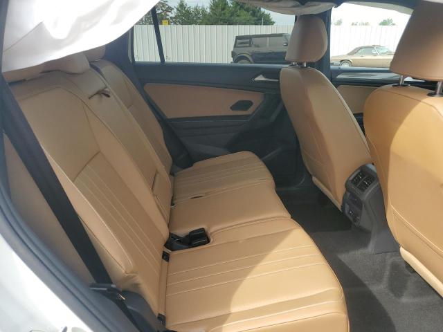 3VV2B7AX1RM152968 - 2024 VOLKSWAGEN TIGUAN SE Beyaz fotoğraf 10