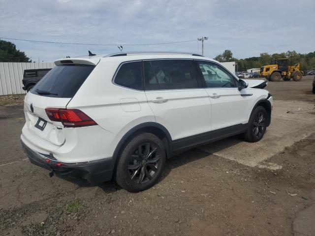 3VV2B7AX1RM152968 - 2024 VOLKSWAGEN TIGUAN SE Beyaz fotoğraf 3