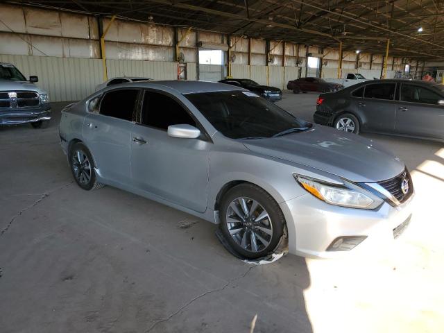 1N4AL3AP3HC252544 - 2017 NISSAN ALTIMA 2.5 SILVER photo 4