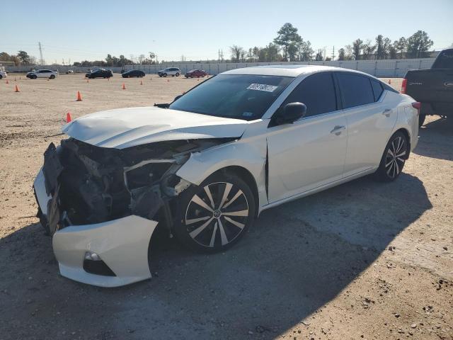 1N4BL4CV8KC209671 - 2019 NISSAN ALTIMA SR WHITE photo 1