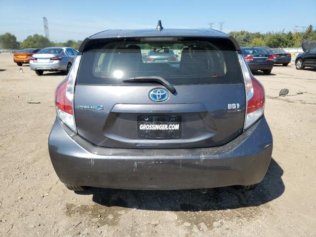 JTDKDTB33F1582636 - 2015 TOYOTA PRIUS C 灰色 照片 6