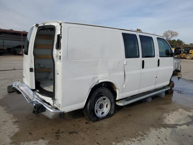 1GTW7AF71M1308410 - 2021 GMC SAVANA G2500 WHITE photo 3