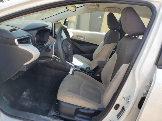 5YFEPMAE8MP177250 - 2021 TOYOTA COROLLA LE თეთრი ფოტო 7