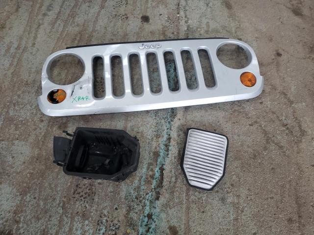 1J4FA24147L108727 - 2007 JEEP WRANGLER X 银色 照片 13