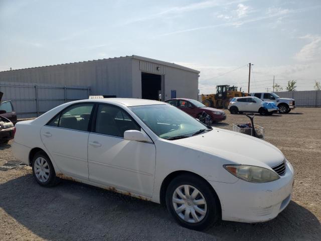 4T1BE32K66U701715 - 2006 TOYOTA CAMRY LE WHITE photo 4