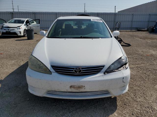 4T1BE32K66U701715 - 2006 TOYOTA CAMRY LE WHITE photo 5