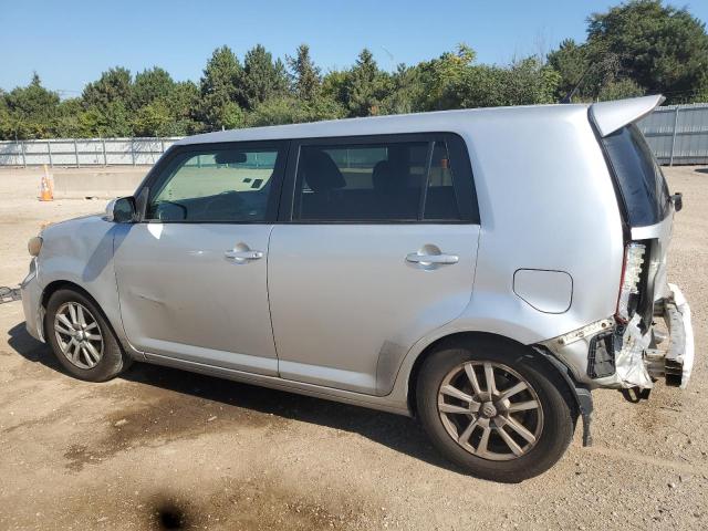 JTLZE4FE4CJ019303 - 2012 TOYOTA SCION XB SILVER photo 2