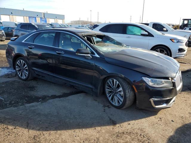 3LN6L5MU1KR633875 - 2019 LINCOLN MKZ RESERVE II BLACK photo 4