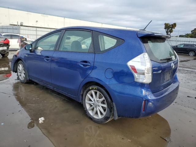 JTDZN3EU7C3023753 - 2012 TOYOTA PRIUS V BLUE photo 2