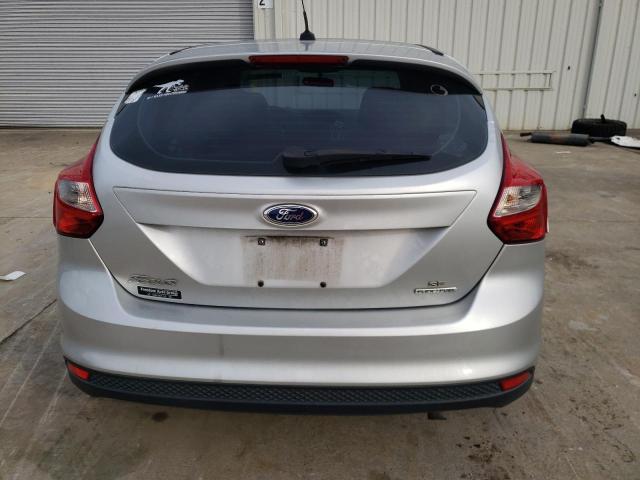 1FADP3K24EL135233 - 2014 FORD FOCUS SE SILVER photo 6