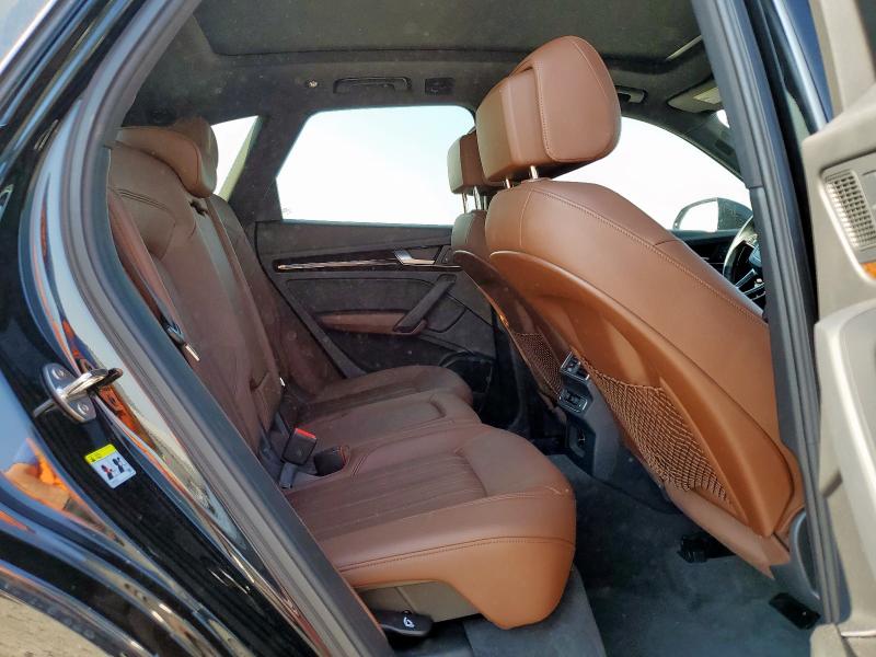 WA1BNAFY4J2151579 - 2018 AUDI Q5 PREMIUM PLUS BLACK photo 11