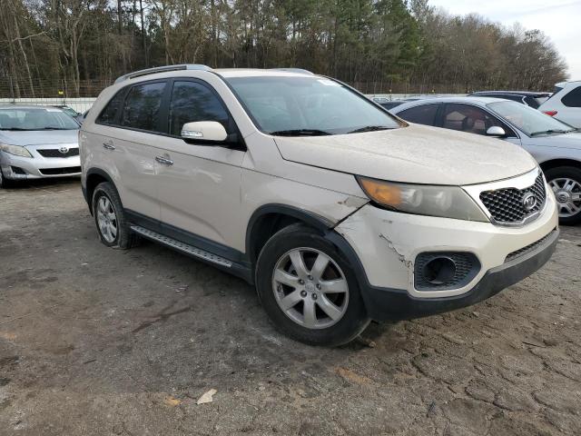 5XYKT4A21CG192602 - 2012 KIA SORENTO BASE CREAM photo 4