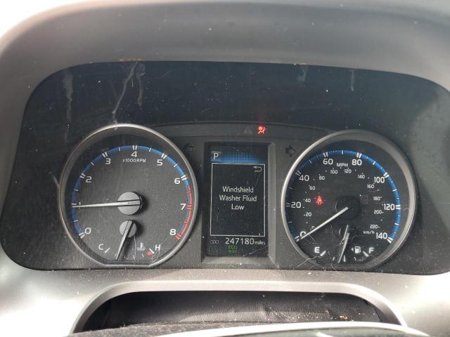 JTMZFREV1HJ128610 - 2017 TOYOTA RAV4 LE CHARCOAL photo 9