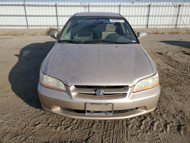 3HGCG6659YG703054 - 2000 HONDA ACCORD LX TAN photo 5