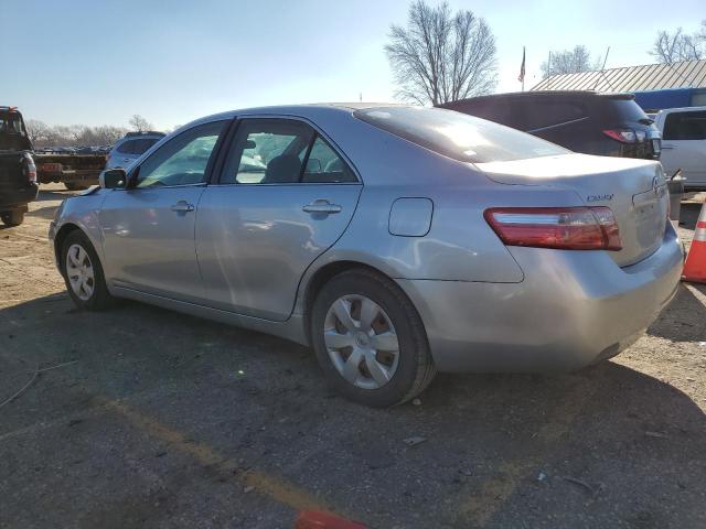 JTNBE46K273043687 - 2007 TOYOTA CAMRY CE SILVER photo 2